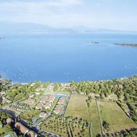 Heliopolis' Mit Dachterrasse By Interhome Manerba del Garda